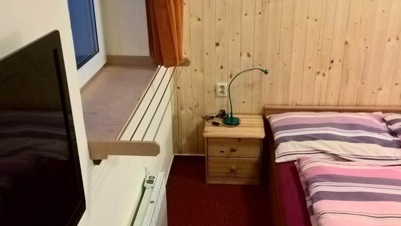 Апартаменты Studia Pod Lysou Рокицани Экстерьер фото